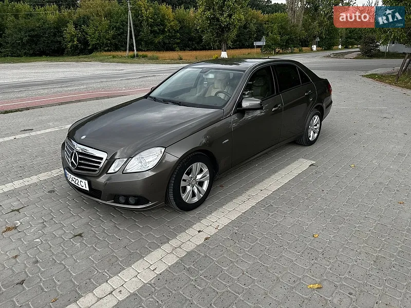 Mercedes-Benz E-Class 2009