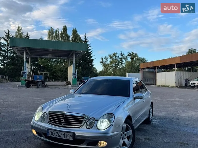 Mercedes-Benz E-Class 2005