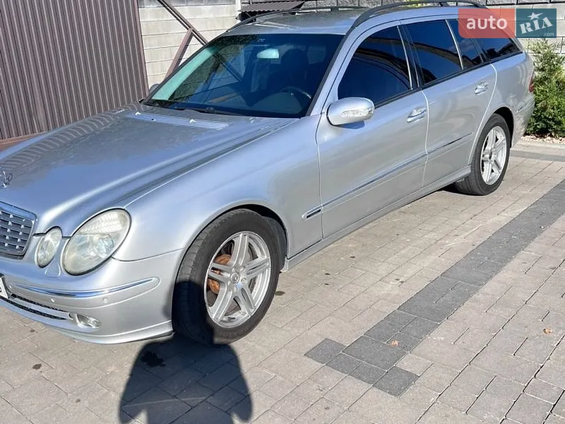 Mercedes-Benz E-Class 2004