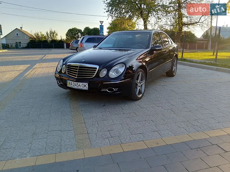 Mercedes-Benz E-Class 2003