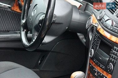 Седан Mercedes-Benz E-Class 2004 в Киеве