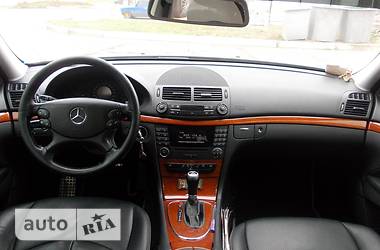 Седан Mercedes-Benz E-Class 2006 в Миколаєві