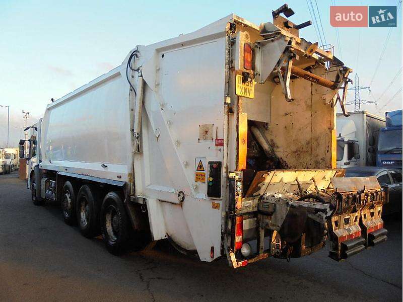 Мусоровоз Mercedes-Benz Econic 2010 в Луцке