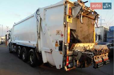 Мусоровоз Mercedes-Benz Econic 2010 в 