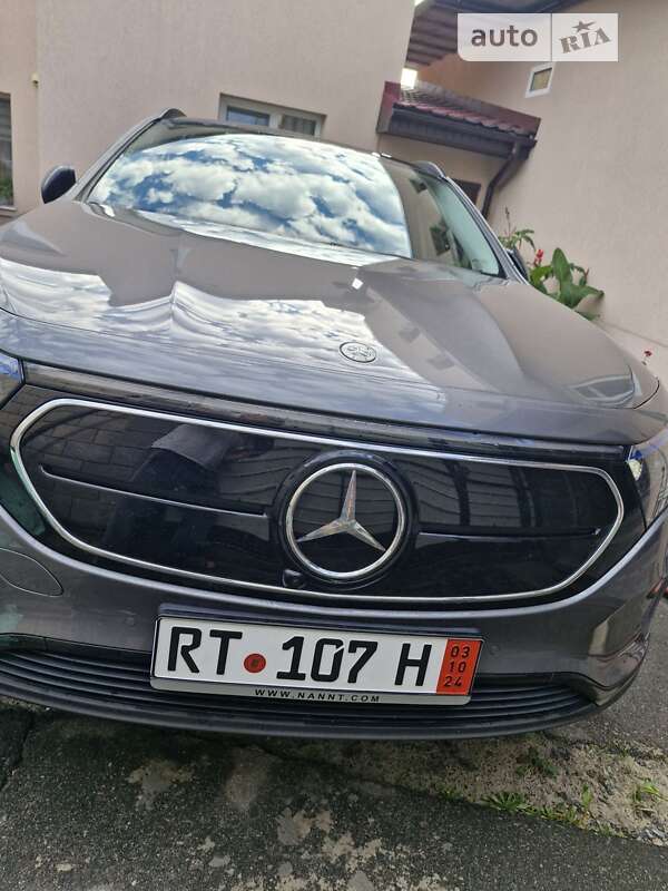 Mercedes-Benz EQA 2021