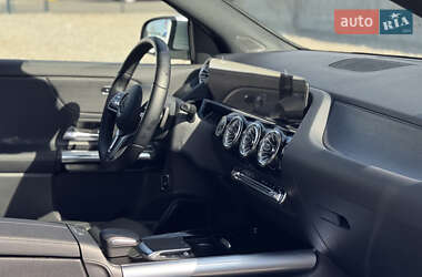Хетчбек Mercedes-Benz EQA 2023 в 