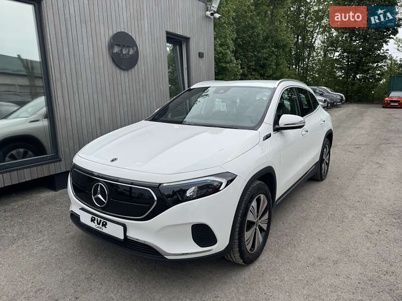 Хетчбек Mercedes-Benz EQA 2021 в 
