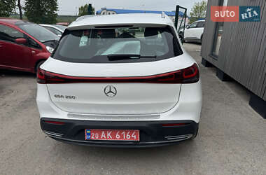 Хетчбек Mercedes-Benz EQA 2021 в 