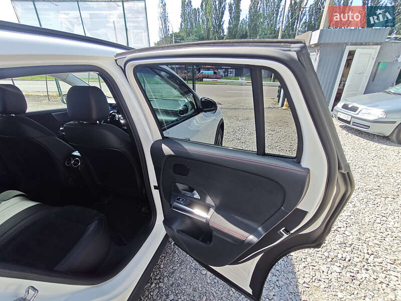 Хетчбек Mercedes-Benz EQA 2021 в Києві