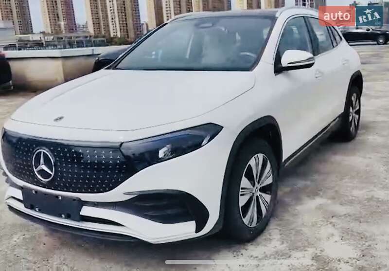 Mercedes-Benz EQA 2024