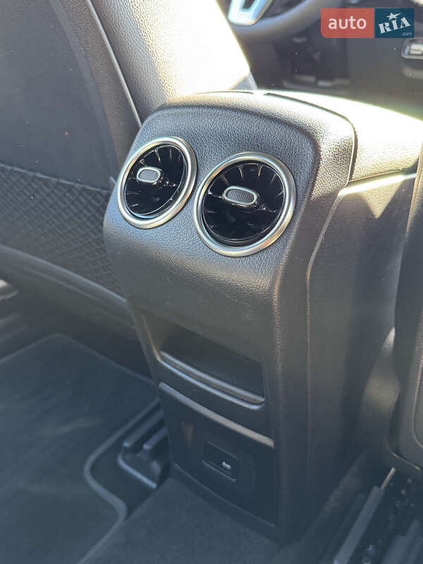 Хэтчбек Mercedes-Benz EQA 2021 в Киеве