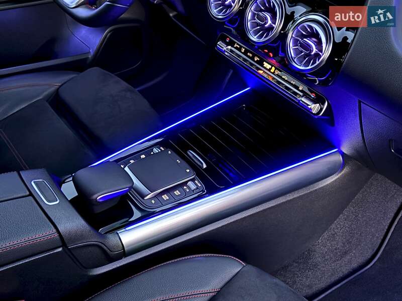 Хетчбек Mercedes-Benz EQA 2022 в Києві