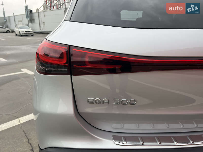 Хэтчбек Mercedes-Benz EQA 2023 в Киеве
