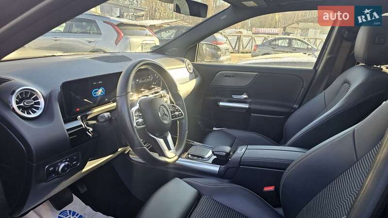 Хэтчбек Mercedes-Benz EQA 2023 в Киеве