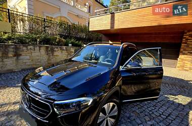 Внедорожник / Кроссовер Mercedes-Benz EQB 2023 в 