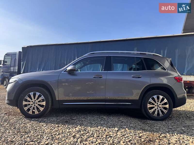 Внедорожник / Кроссовер Mercedes-Benz EQB 2023 в Косове