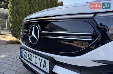 Позашляховик / Кросовер Mercedes-Benz EQB 2022 в 