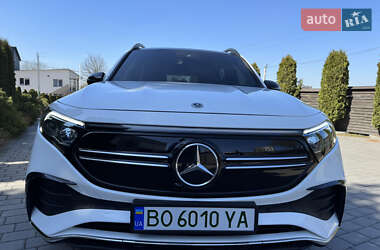 Позашляховик / Кросовер Mercedes-Benz EQB 2022 в 