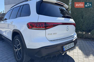 Позашляховик / Кросовер Mercedes-Benz EQB 2022 в 