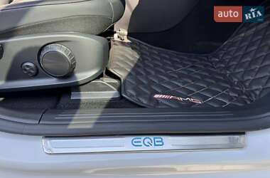 Позашляховик / Кросовер Mercedes-Benz EQB 2022 в 