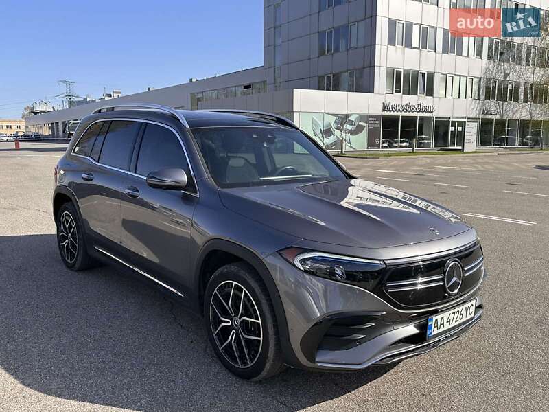 Позашляховик / Кросовер Mercedes-Benz EQB 2023 в 