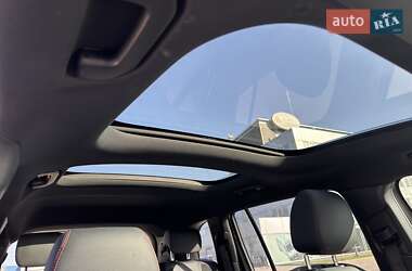 Позашляховик / Кросовер Mercedes-Benz EQB 2023 в 