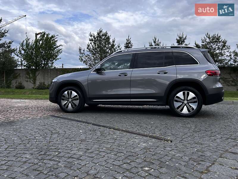 Позашляховик / Кросовер Mercedes-Benz EQB 2023 в 