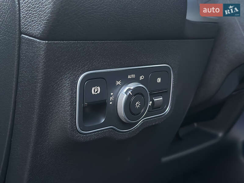 Позашляховик / Кросовер Mercedes-Benz EQB 2024 в Дубні