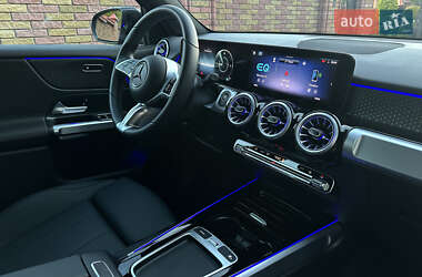 Внедорожник / Кроссовер Mercedes-Benz EQB 2024 в 
