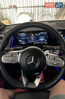 Внедорожник / Кроссовер Mercedes-Benz EQB 2023 в 
