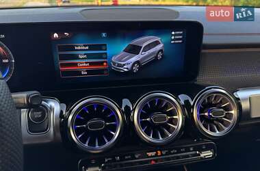 Внедорожник / Кроссовер Mercedes-Benz EQB 2022 в 