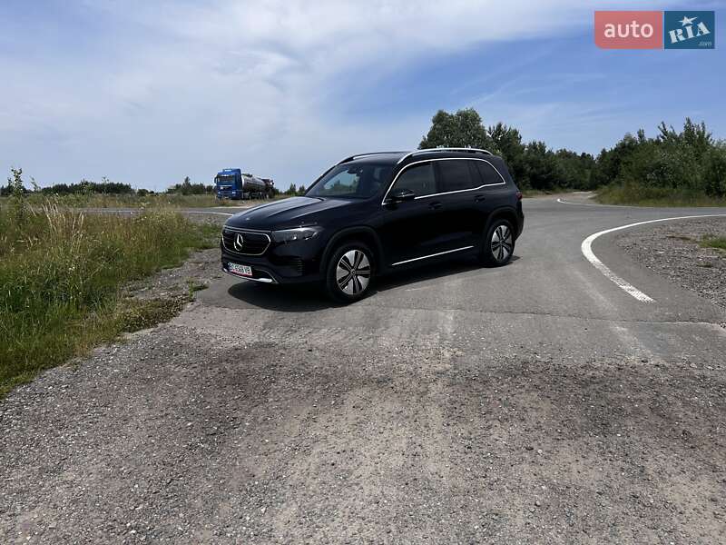 Mercedes-Benz EQB 2023