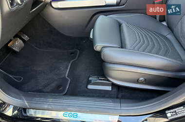 Позашляховик / Кросовер Mercedes-Benz EQB 2024 в 