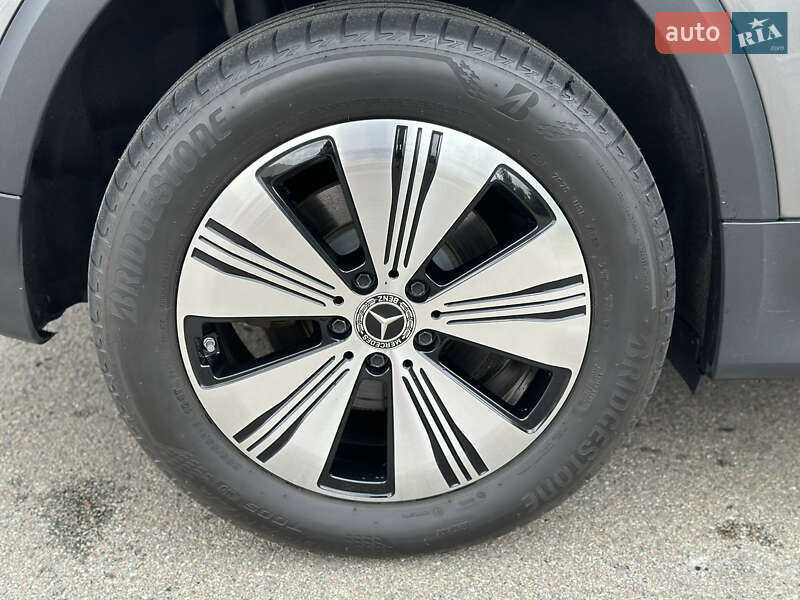 Внедорожник / Кроссовер Mercedes-Benz EQB 2023 в Киеве