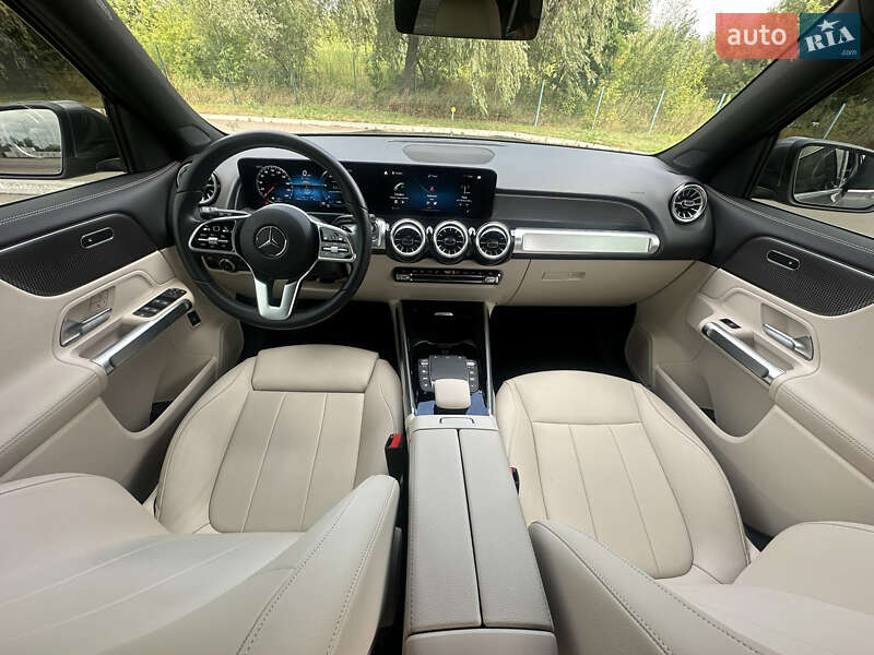 Внедорожник / Кроссовер Mercedes-Benz EQB 2023 в Киеве