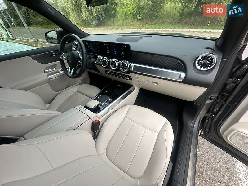 Внедорожник / Кроссовер Mercedes-Benz EQB 2023 в Киеве