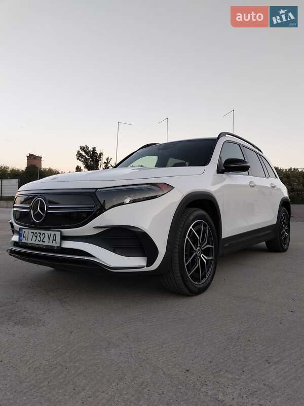 Mercedes-Benz EQB 2023