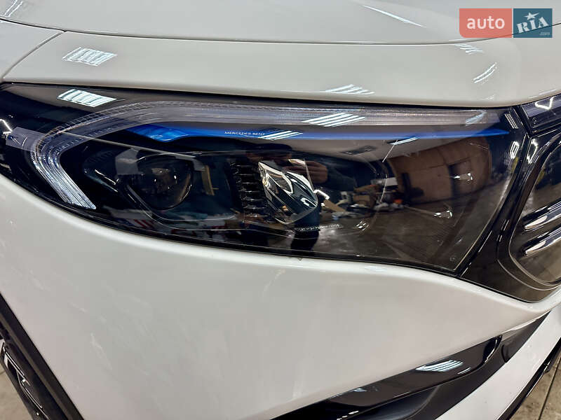Внедорожник / Кроссовер Mercedes-Benz EQB 2022 в Киеве