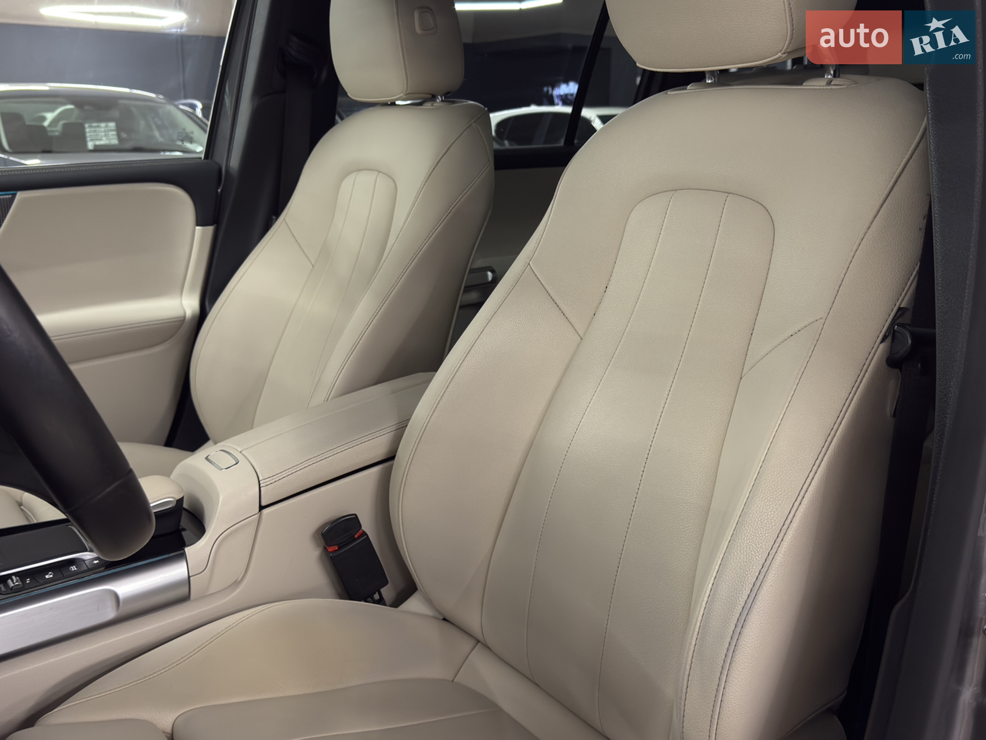 2022 Mercedes-Benz EQB - мініатюра 21