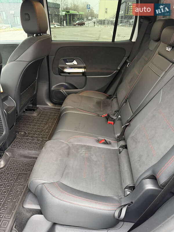 Внедорожник / Кроссовер Mercedes-Benz EQB 2023 в Киеве