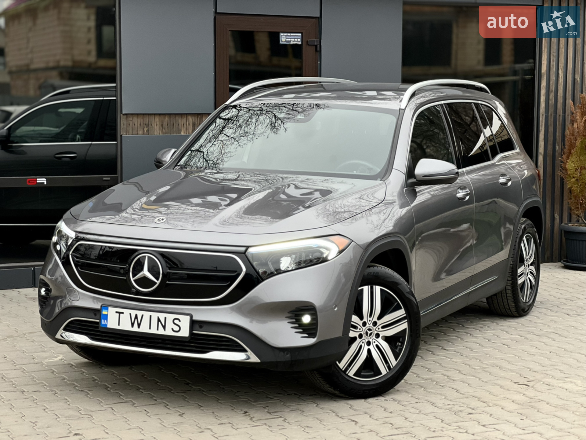 2023 Mercedes-Benz EQB - фото 1