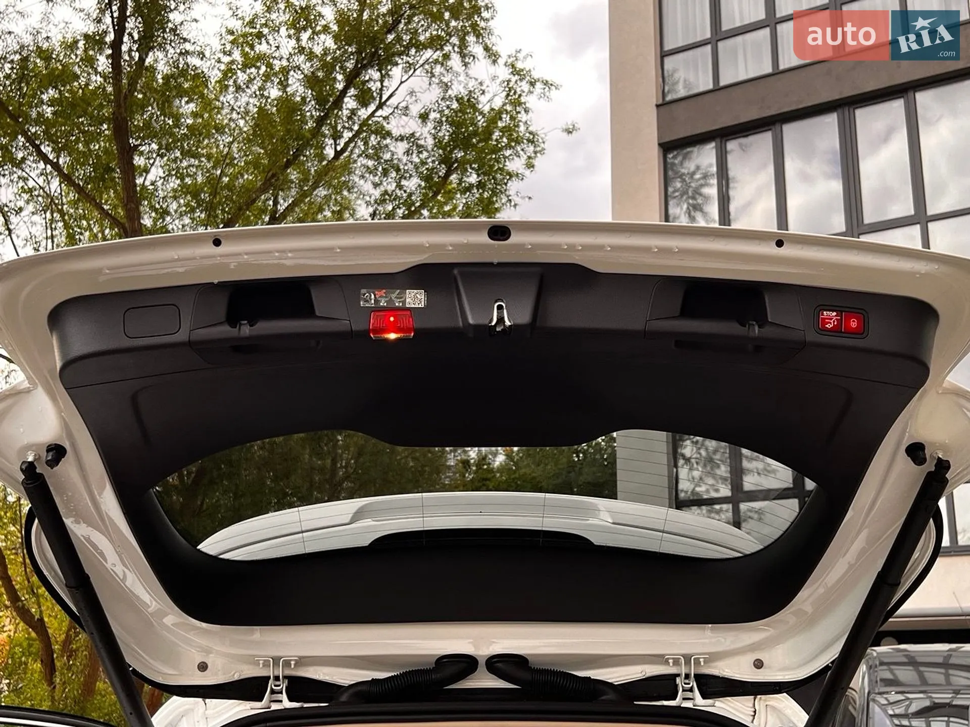 2022 Mercedes-Benz EQB - мініатюра 33