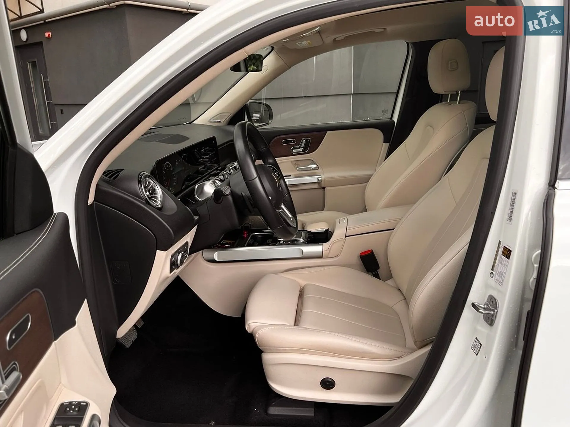 2022 Mercedes-Benz EQB - мініатюра 48