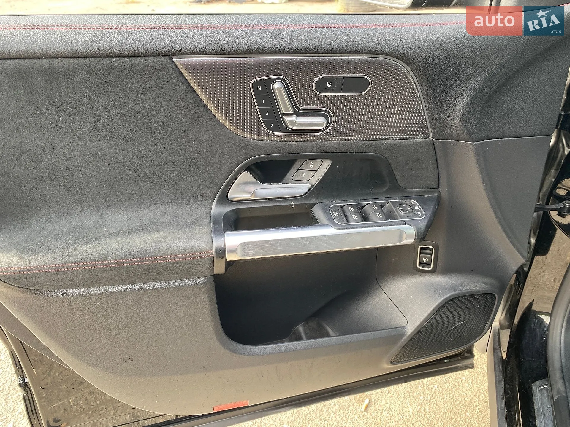 2022 Mercedes-Benz EQB - мініатюра 15