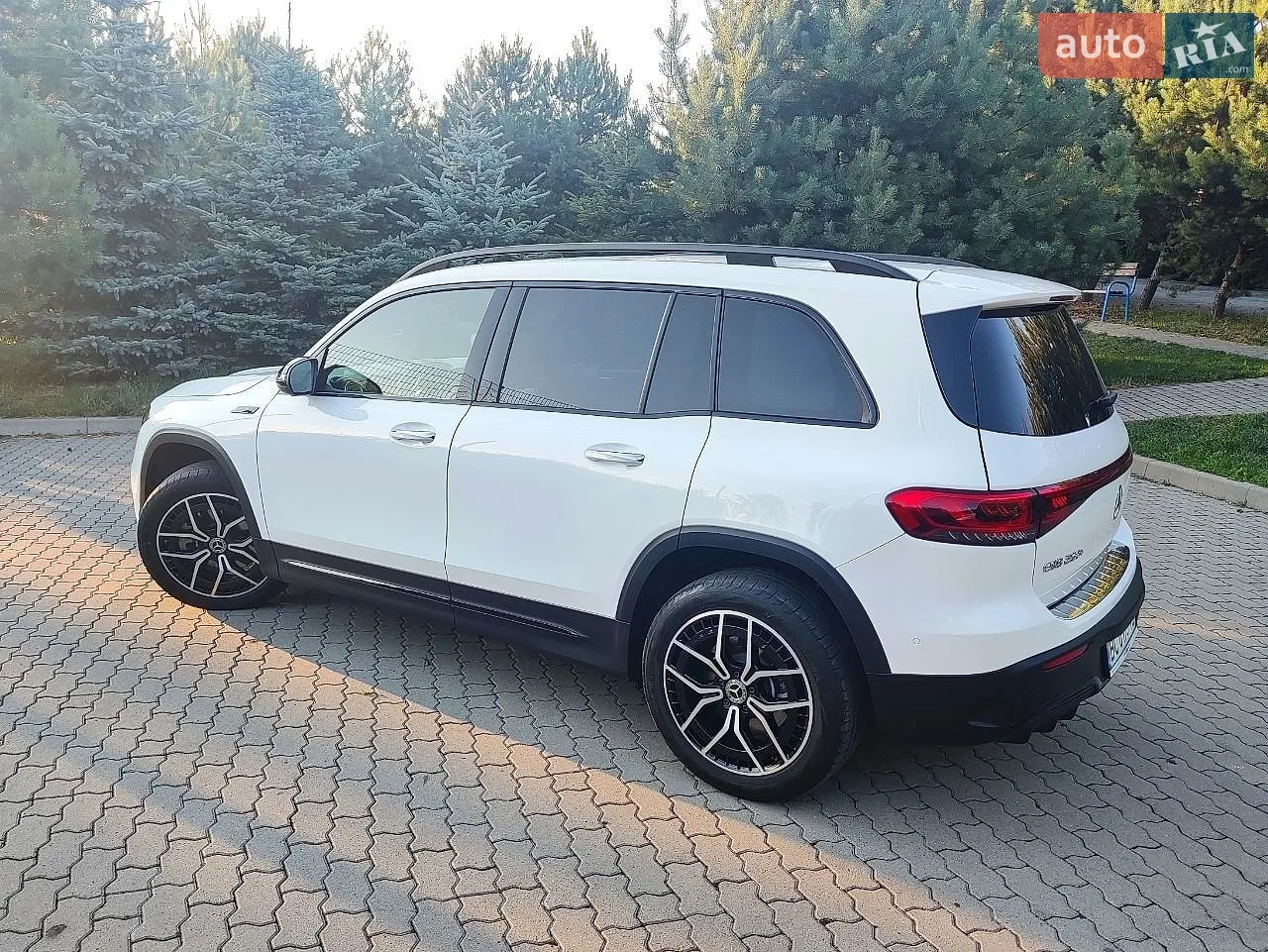 2022 Mercedes-Benz EQB - мініатюра 16