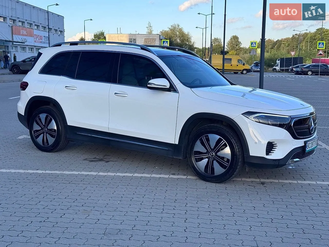 2022 Mercedes-Benz EQB - мініатюра 9