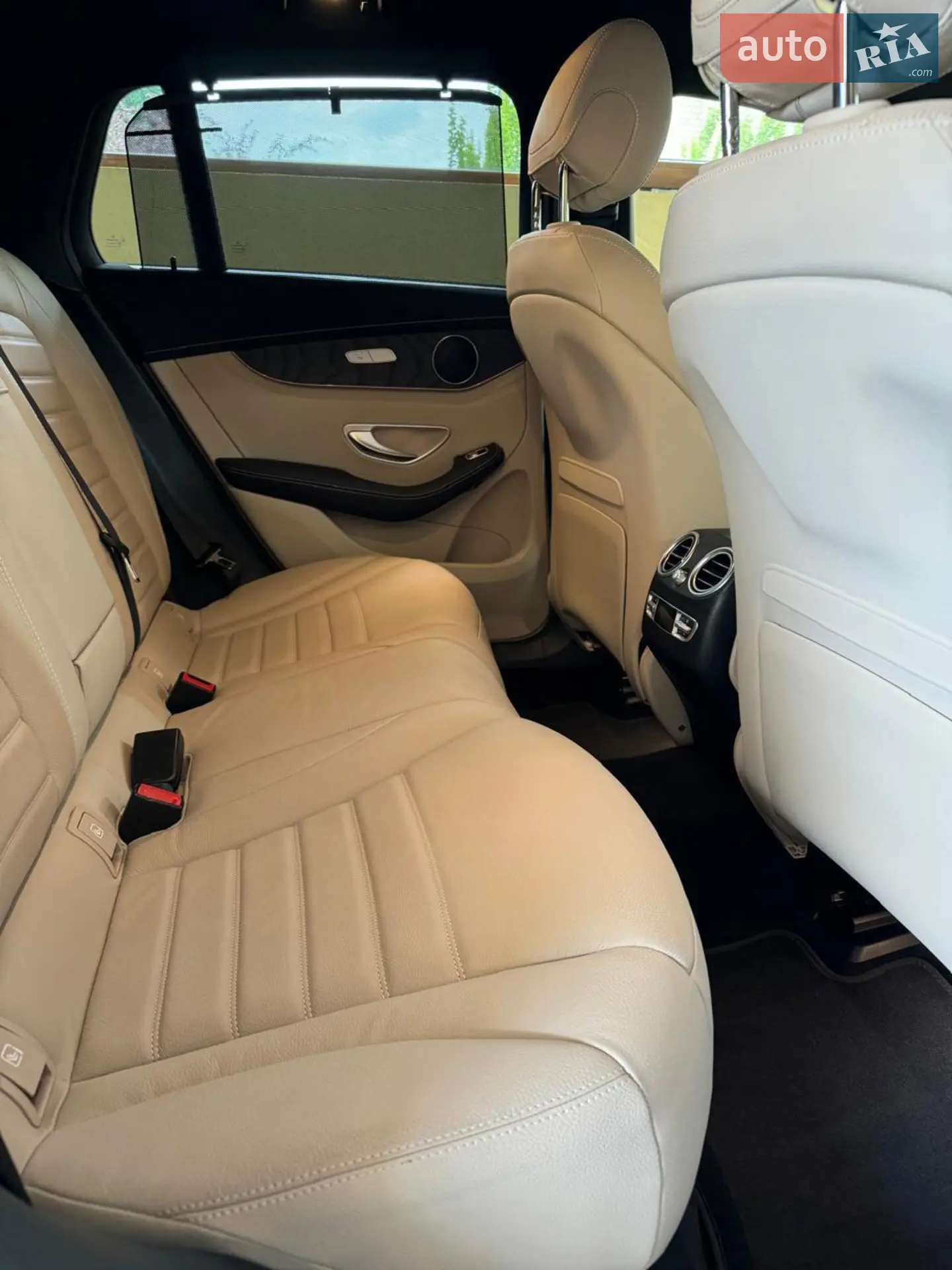 2022 Mercedes-Benz EQC - мініатюра 16