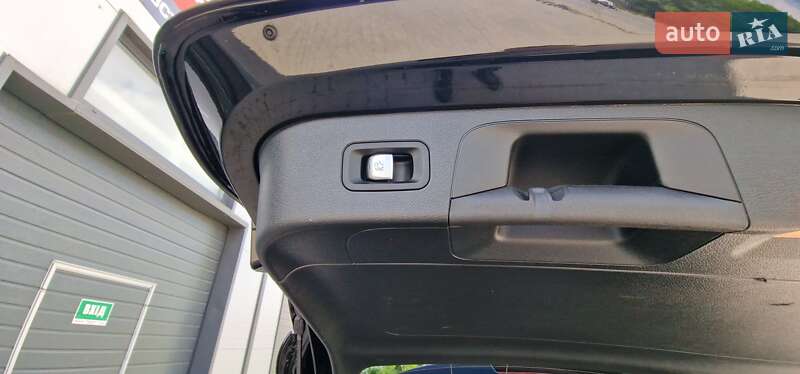 Внедорожник / Кроссовер Mercedes-Benz EQC 2021 в Тернополе