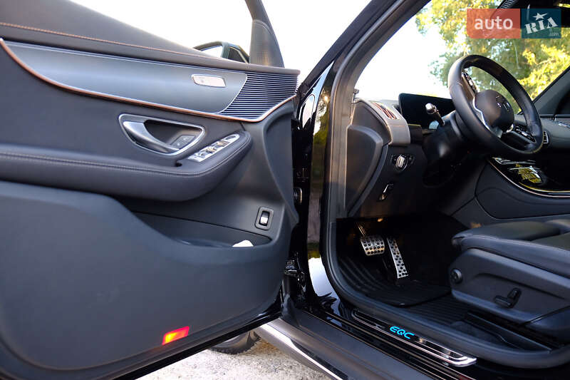 Внедорожник / Кроссовер Mercedes-Benz EQC 2020 в Киеве