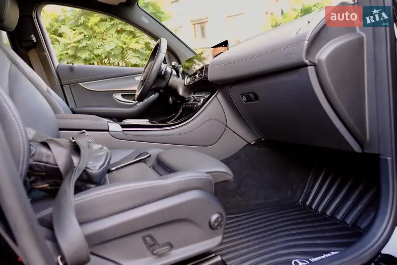 Mercedes-Benz EQC 2020 VIN W1K2938901F022115 фото оголошення 21 з 65